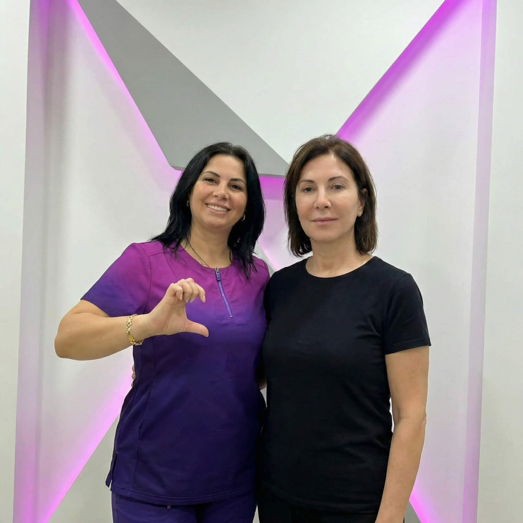 צוות המרפאה של VIVA